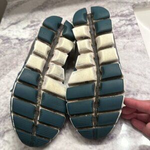 ON Running Cloudnova Women Running Shoes